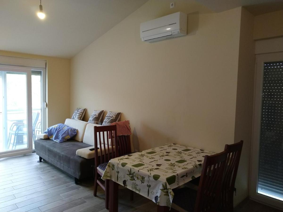 Apartamento Admiral Brbinj Exterior foto